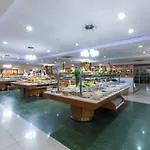 Breeze Hotel 5*