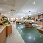 Breeze Hotel 5*