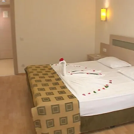 Hotel Breeze 5*