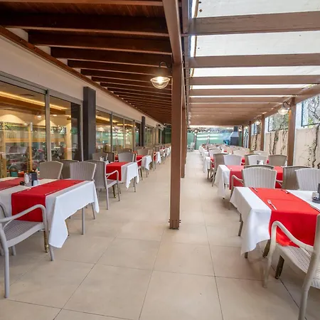 Hotel Breeze Side