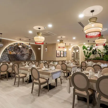 Breeze Hotel