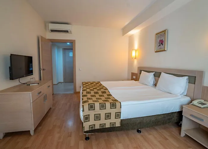 Breeze Отель Сиде